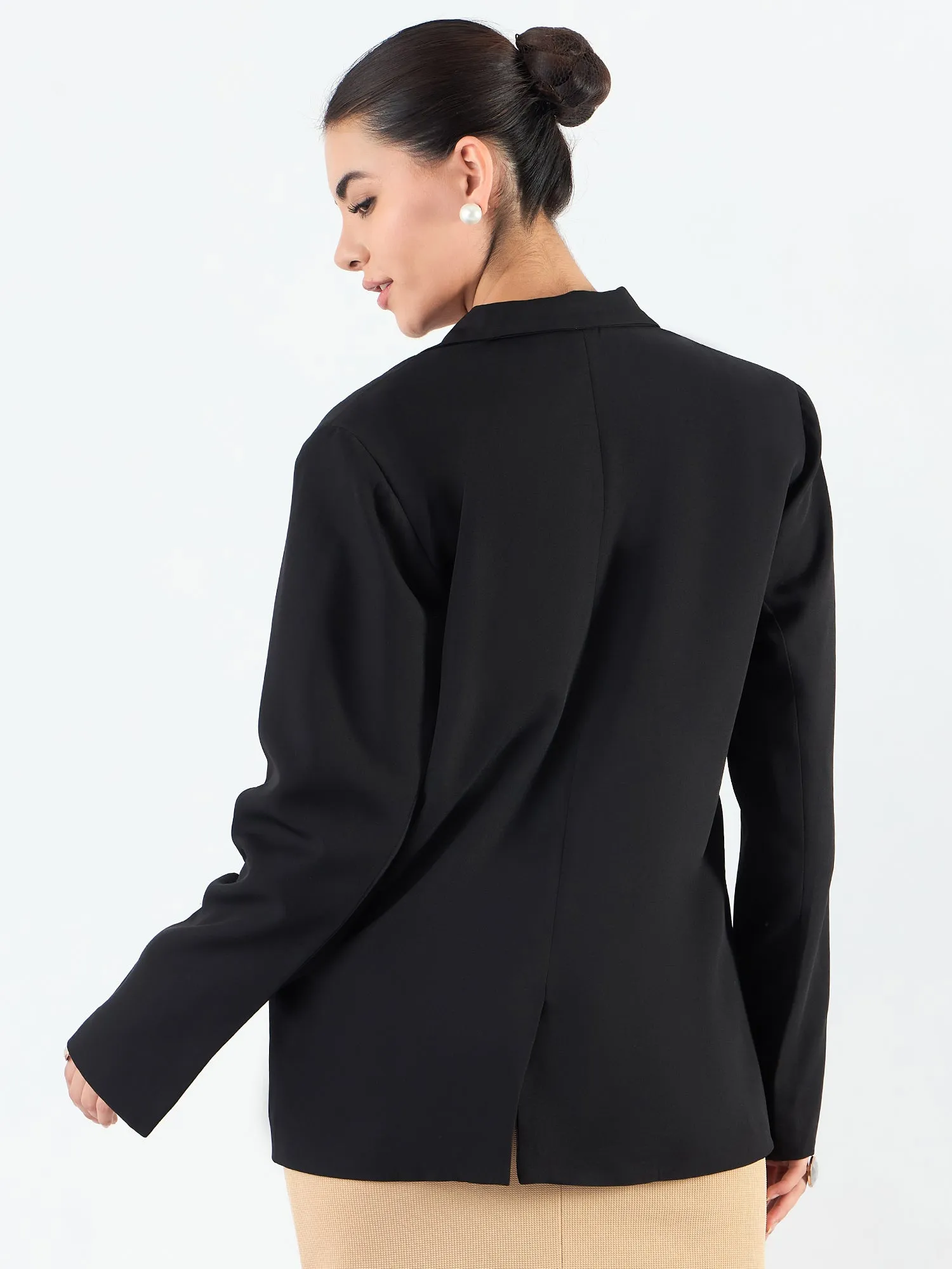 Black Notched Lapel Oversized Fit Blazer In Stretchable Fabric