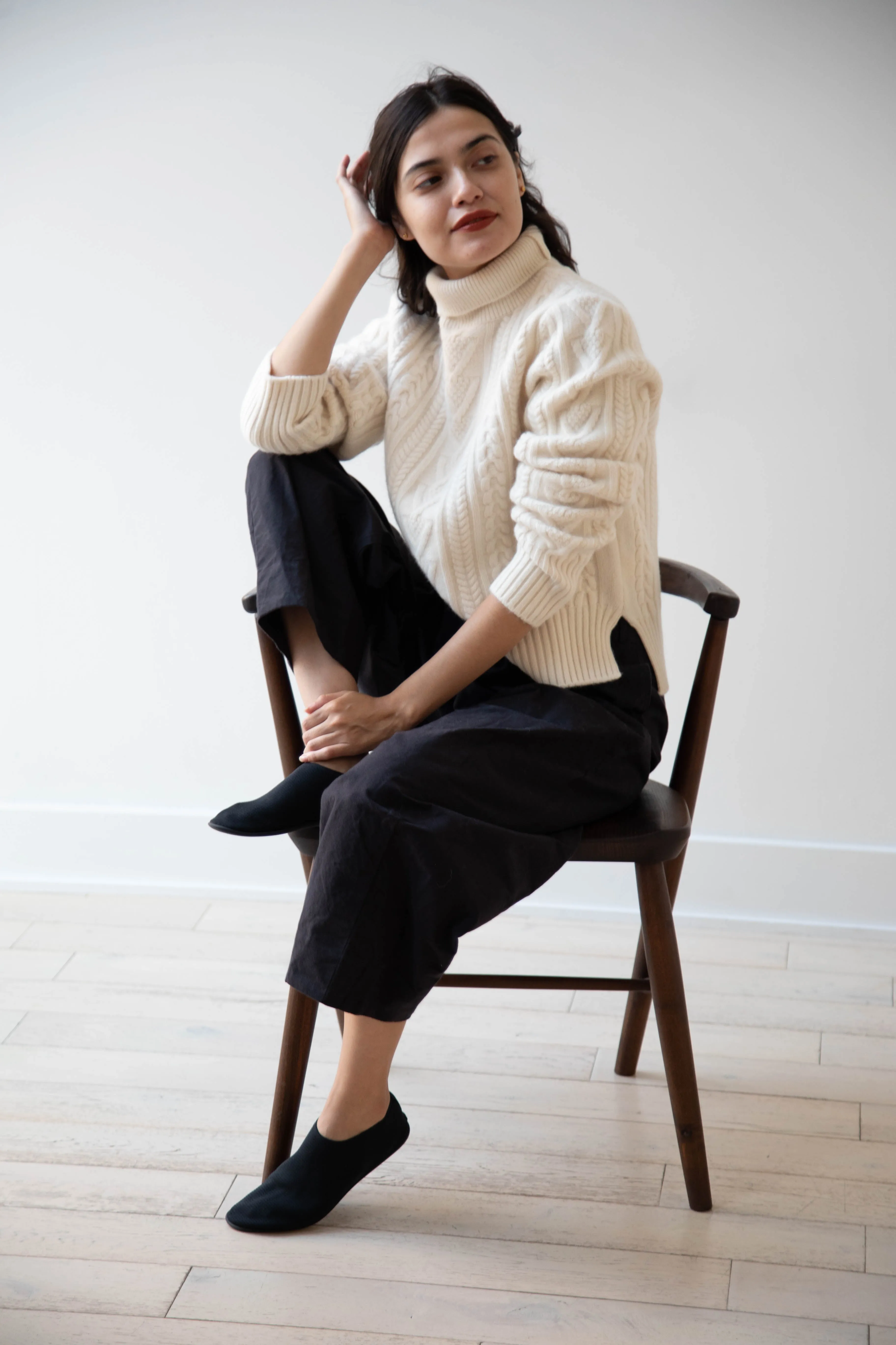 The Loom | Cable Turtleneck Sweater in Ivory