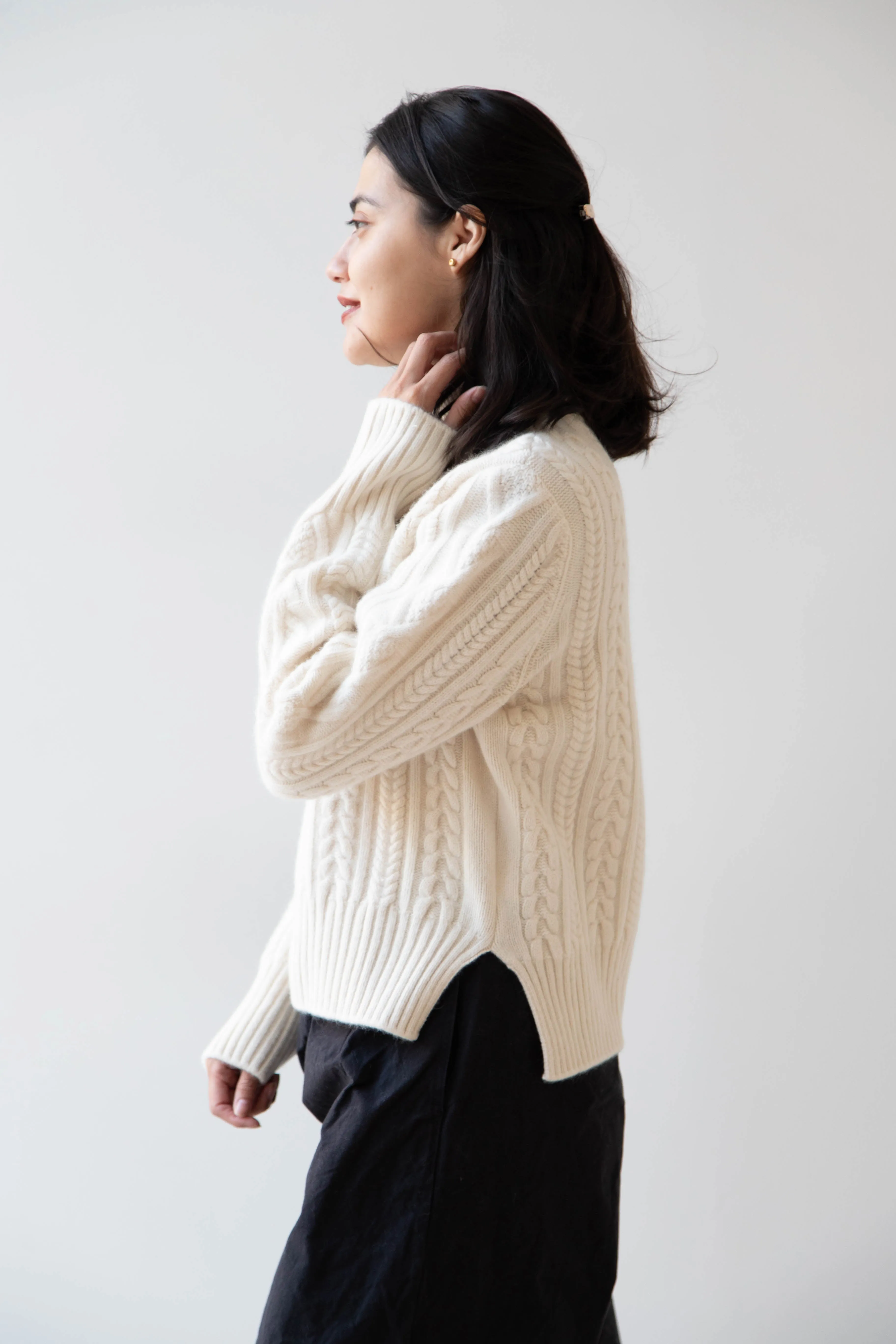 The Loom | Cable Turtleneck Sweater in Ivory