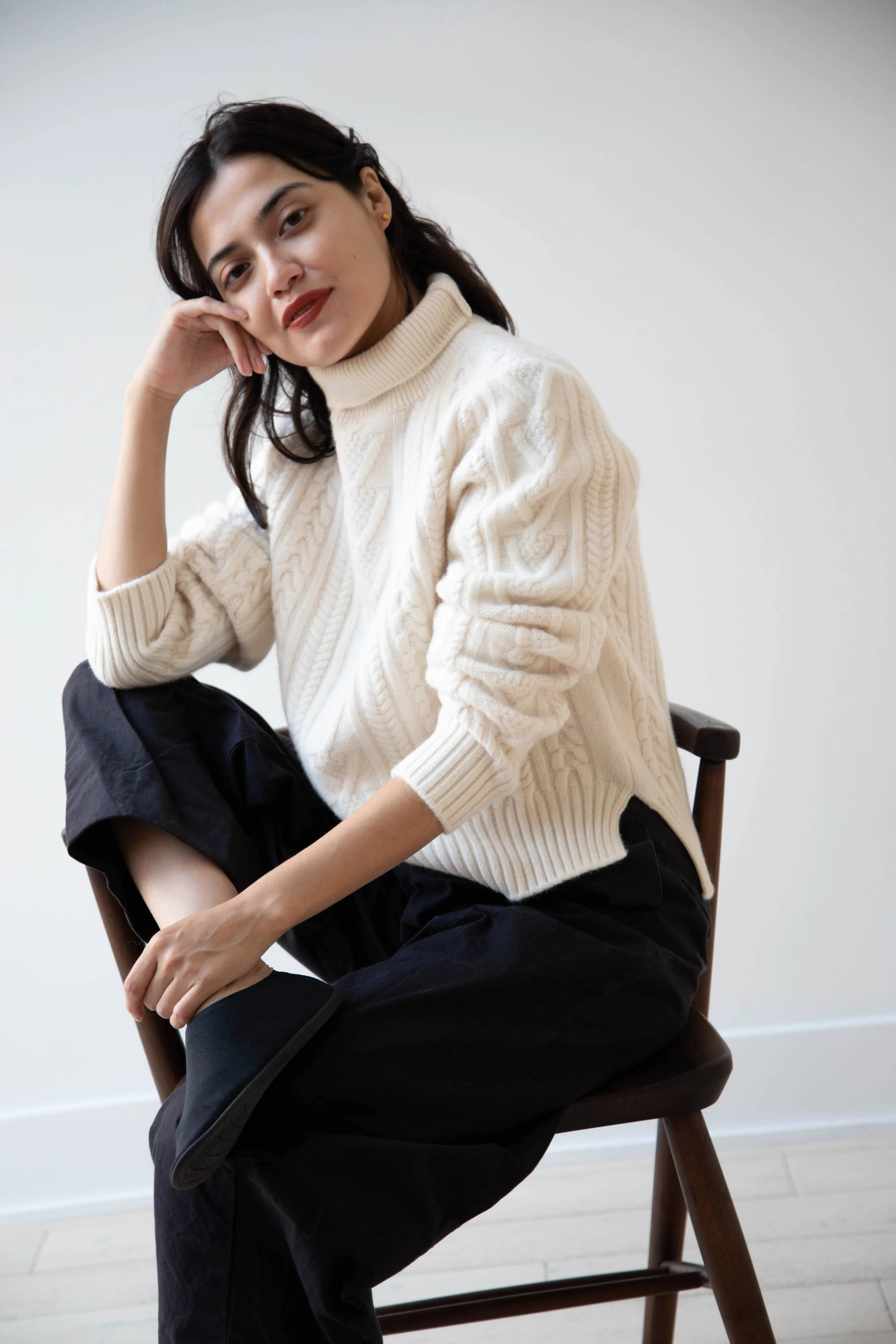 The Loom | Cable Turtleneck Sweater in Ivory