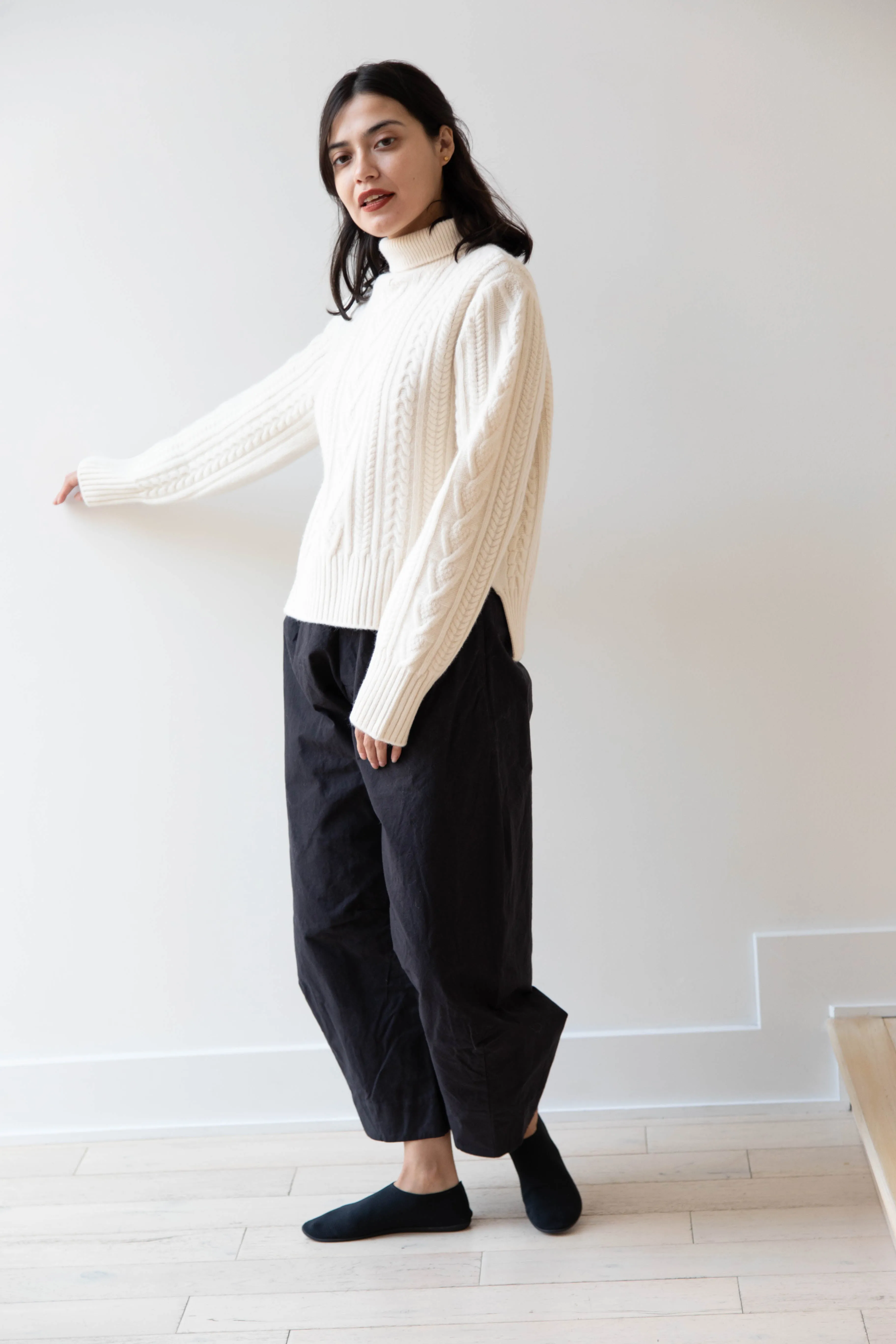 The Loom | Cable Turtleneck Sweater in Ivory