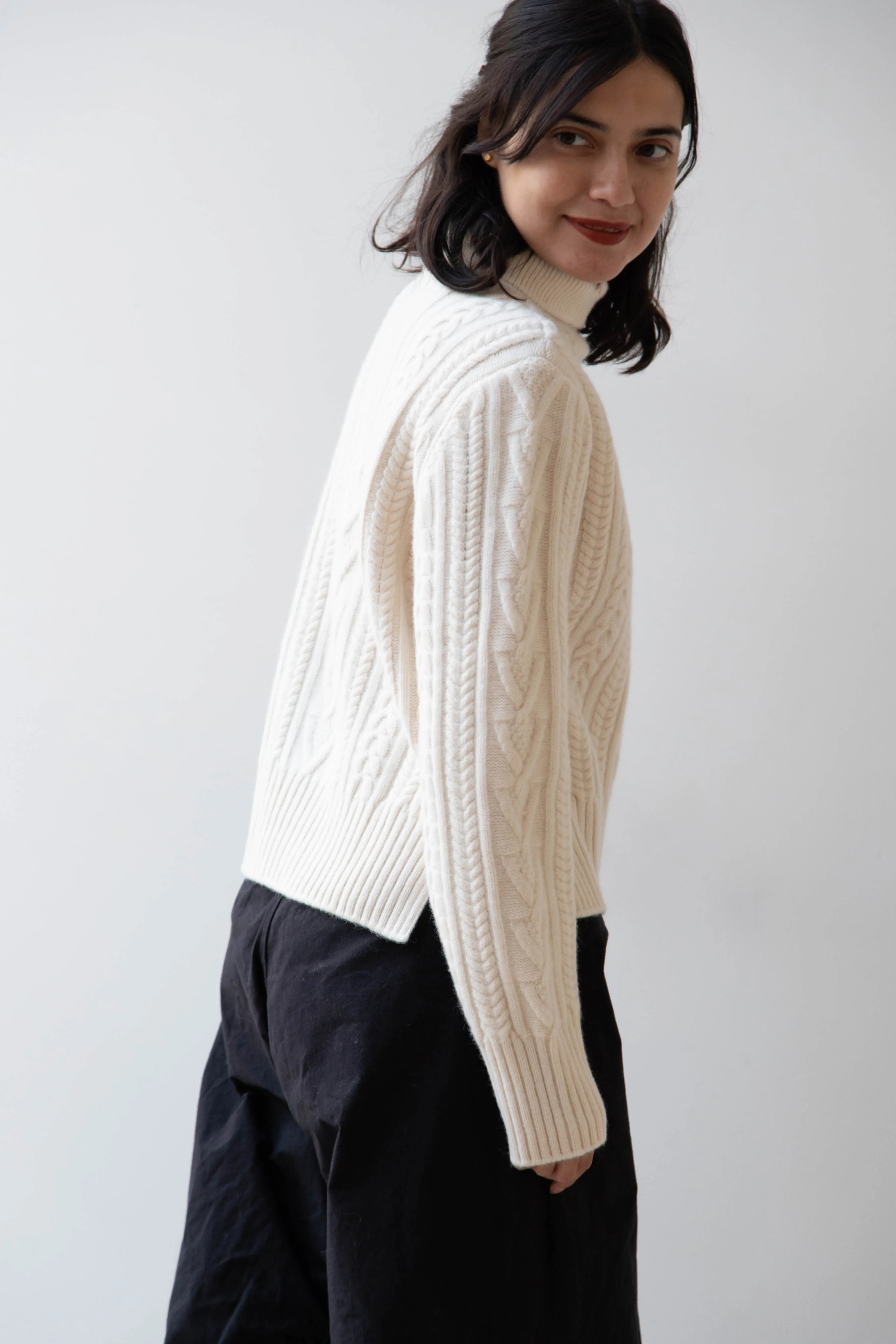 The Loom | Cable Turtleneck Sweater in Ivory