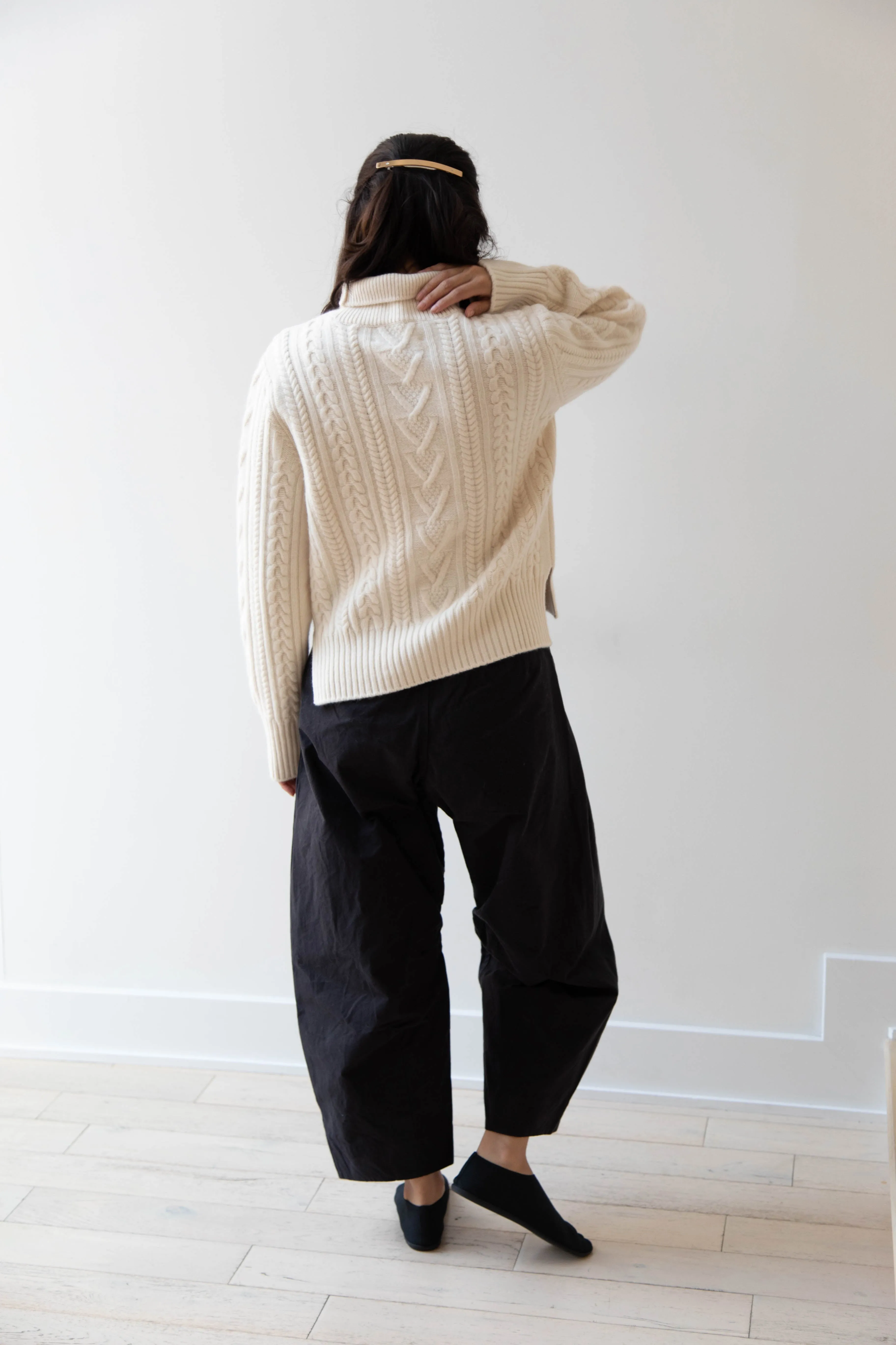 The Loom | Cable Turtleneck Sweater in Ivory